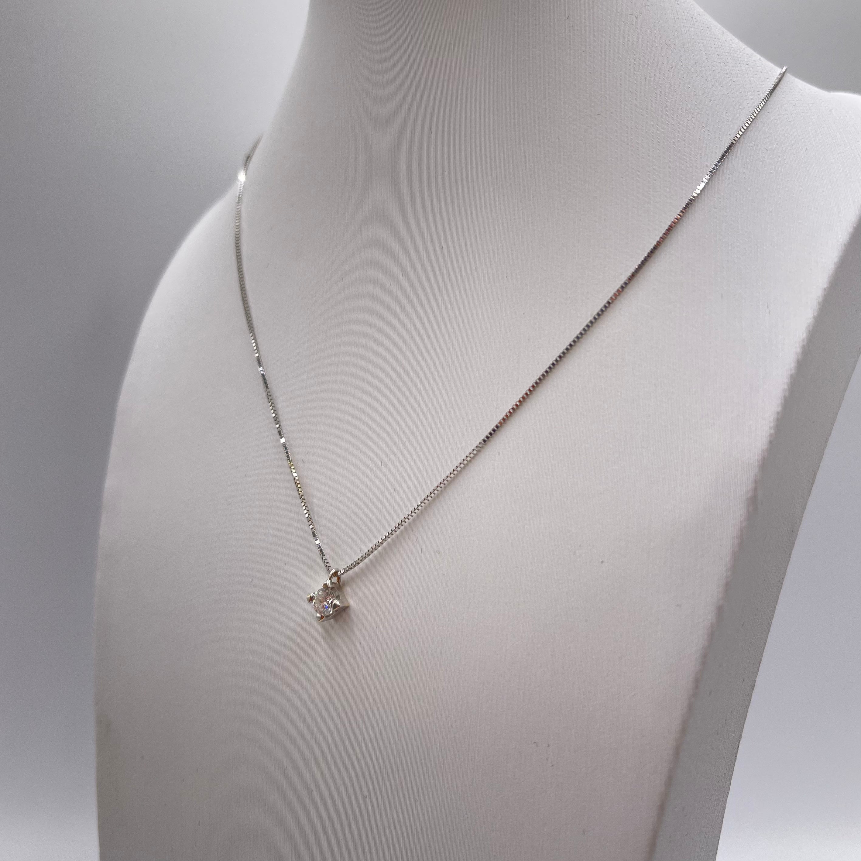 Collana punto luce