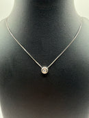 Collana punto luce con diamante